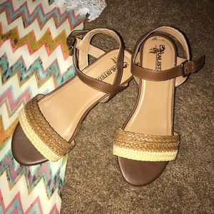 Girls Wedge Sandak